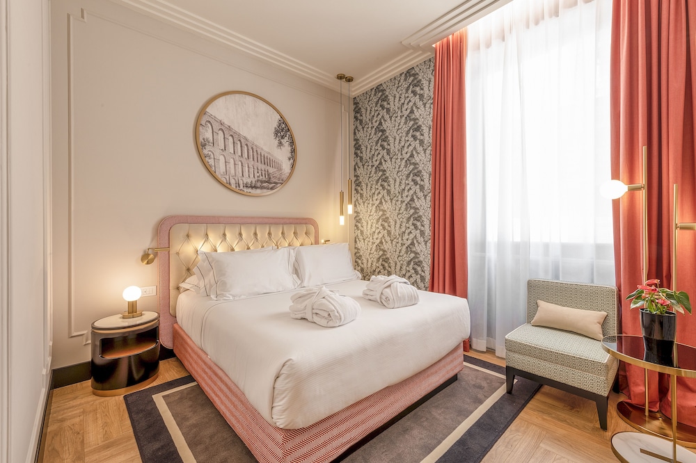 H10 Palazzo Galla — Hotel rooms in Rome, Lazio