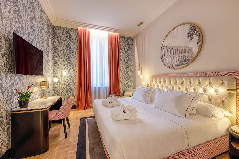H10 Palazzo Galla — Hotel rooms in Rome, Lazio