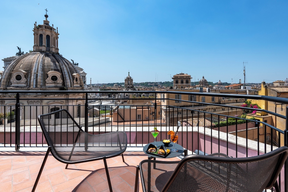 H10 Palazzo Galla — Attractions in the area in Rome, Lazio