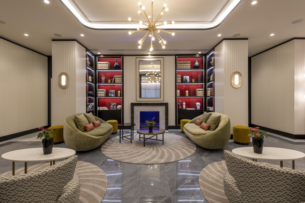 H10 Palazzo Galla — Restaurant & bars in Rome, Lazio