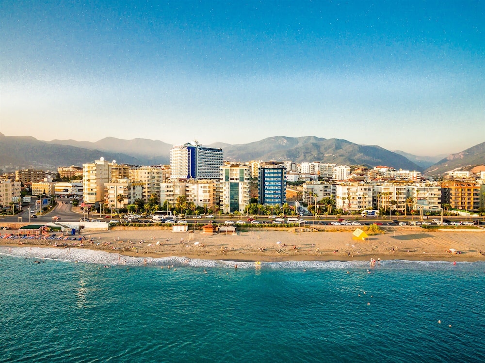 Arsi Blue Beach Hotel — Beach in Alanya