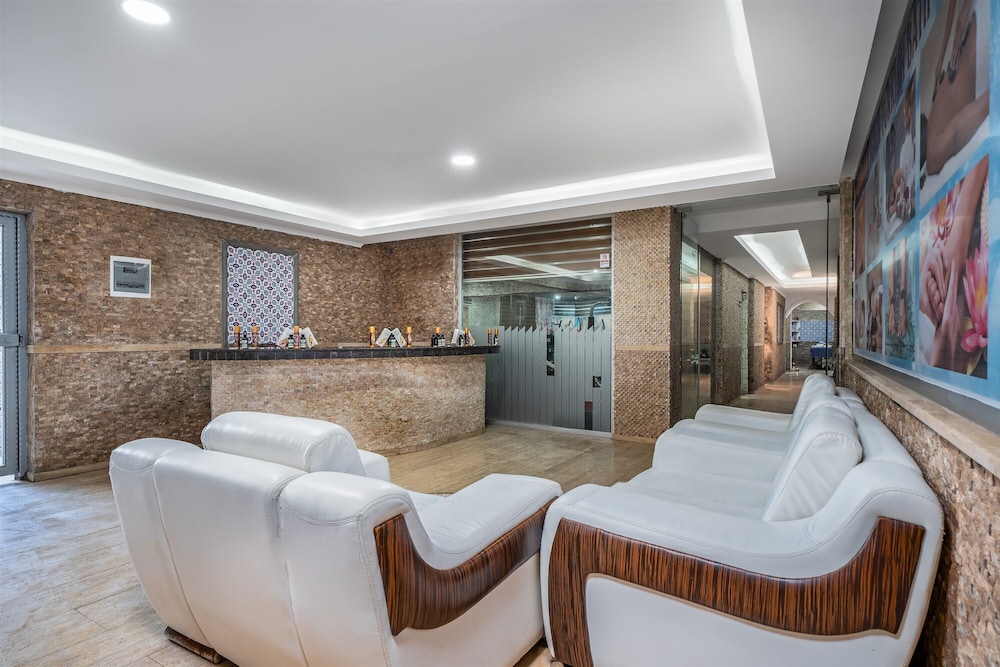 Arsi Blue Beach Hotel — Hotel rooms in Alanya