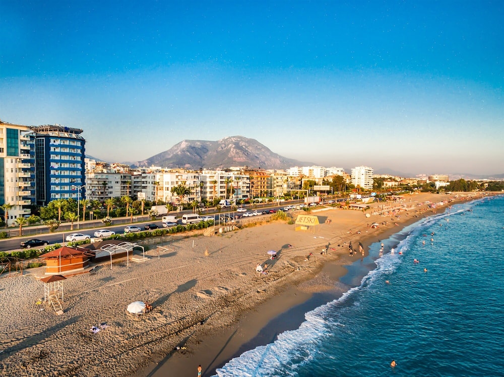 Arsi Blue Beach Hotel — Beach in Alanya