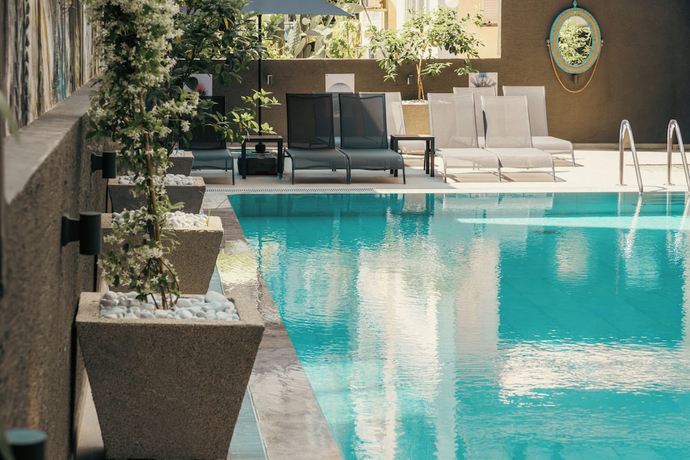 Novis Hotel Cleopatra — Swimming pool in Alanya