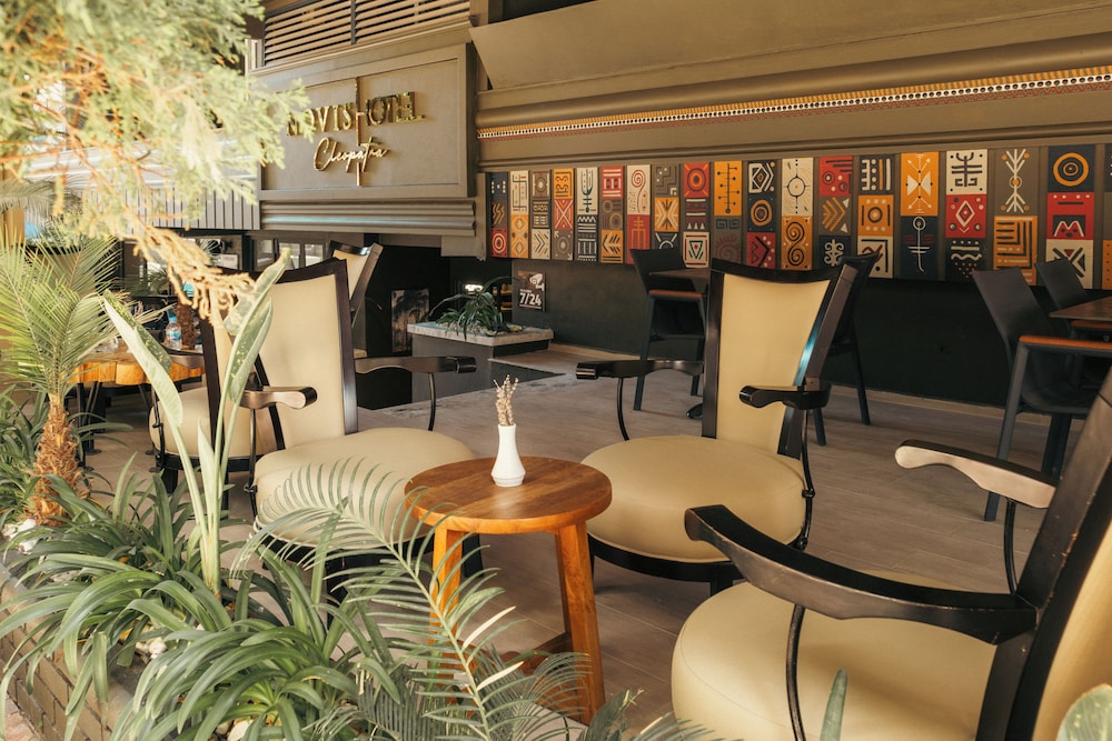 Novis Hotel Cleopatra — Restaurant & bars in Alanya