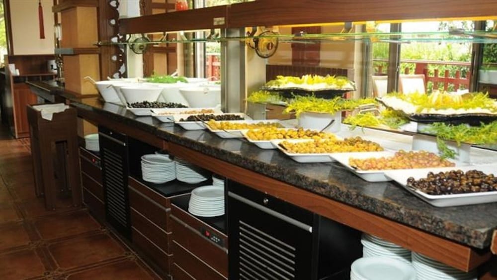 Noxinn Club Hotel — Restaurant & bars in Alanya