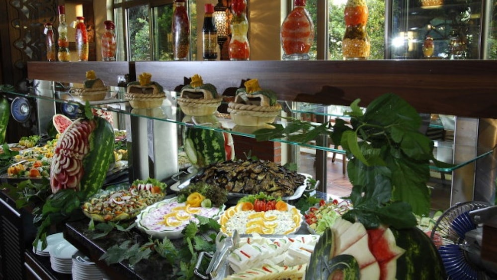 Noxinn Club Hotel — Restaurant & bars in Alanya