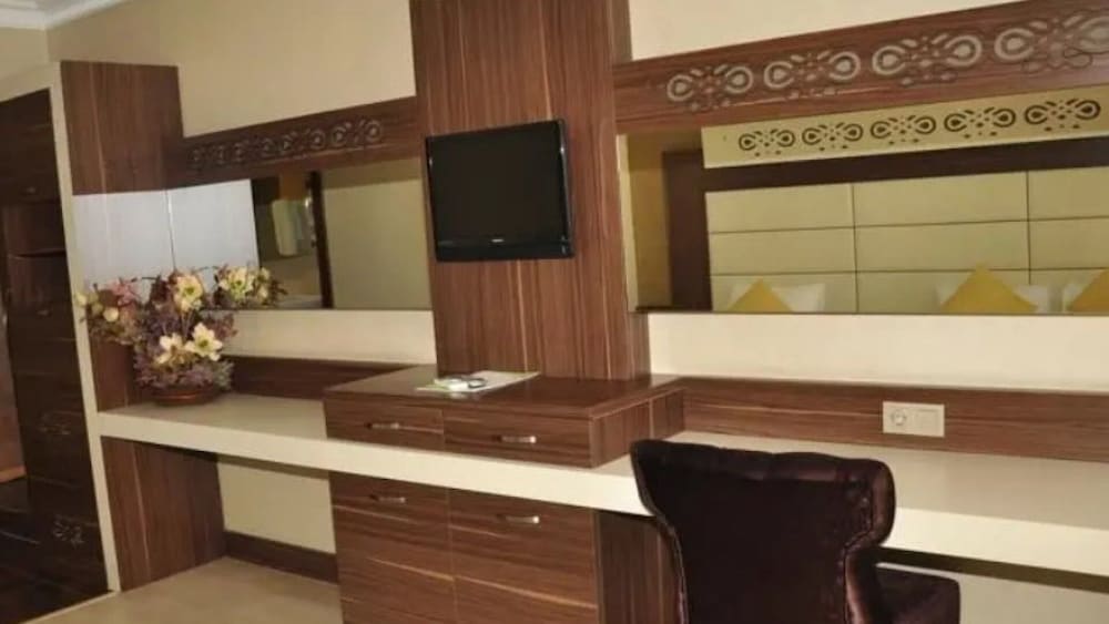 Noxinn Club Hotel — Hotel rooms in Alanya