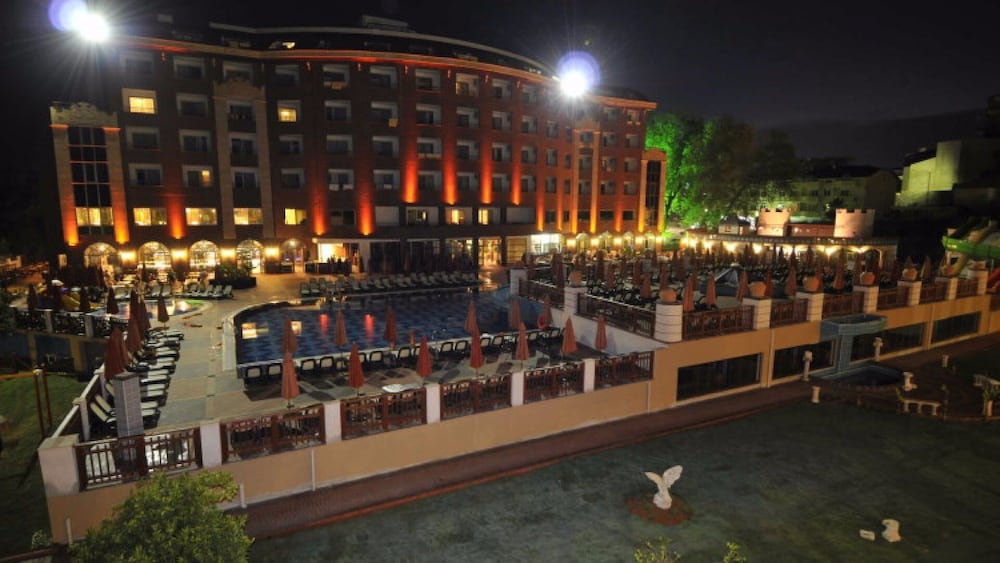 Noxinn Club Hotel — Swimming pool in Alanya