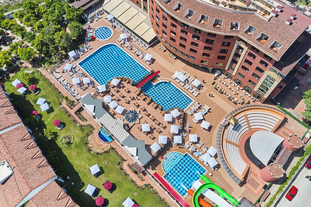 Noxinn Club Hotel — Swimming pool in Alanya