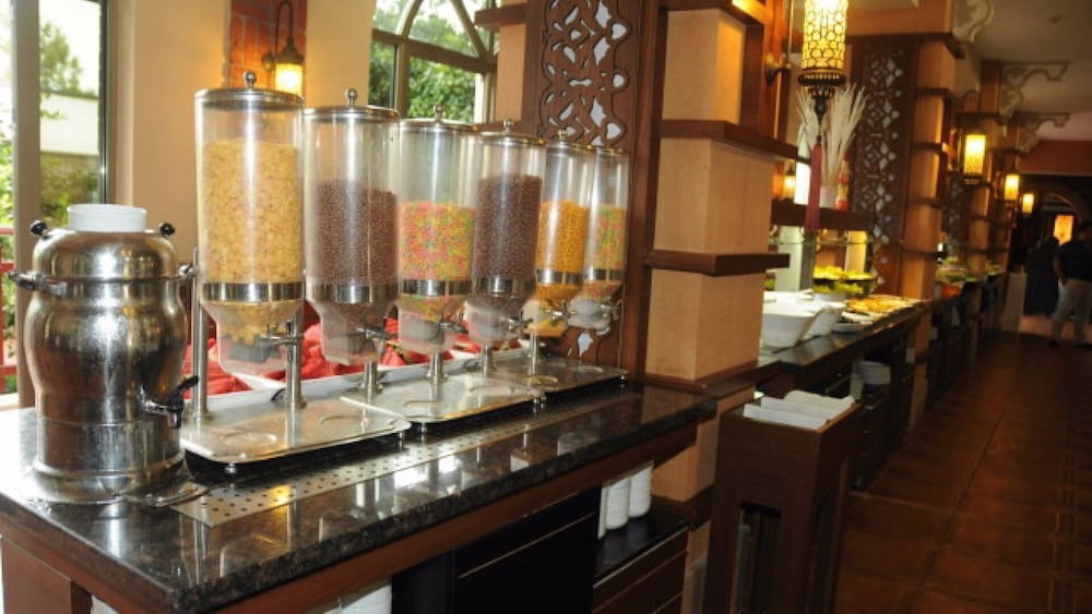 Noxinn Club Hotel — Restaurant & bars in Alanya