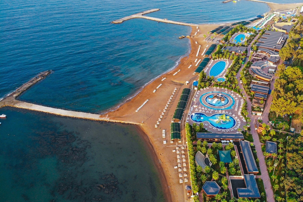 Eftalia Marin Resort Hotel — Beach in Alanya