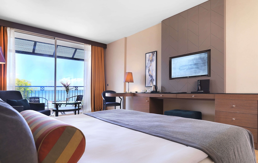 Imperial Turkiz Resort Hotel - All inclusive — Hotel rooms in Kemer