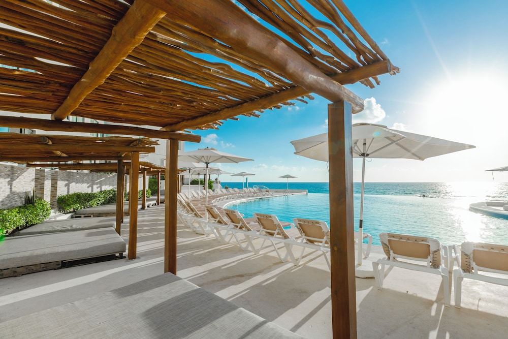 Cyan Cancun Resort & Spa — Beach in Cancun, Quintana Roo