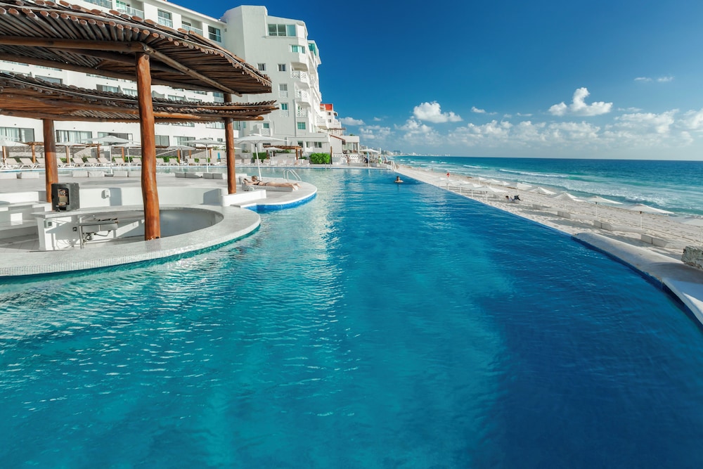Cyan Cancun Resort & Spa — Main photo in Cancun, Quintana Roo
