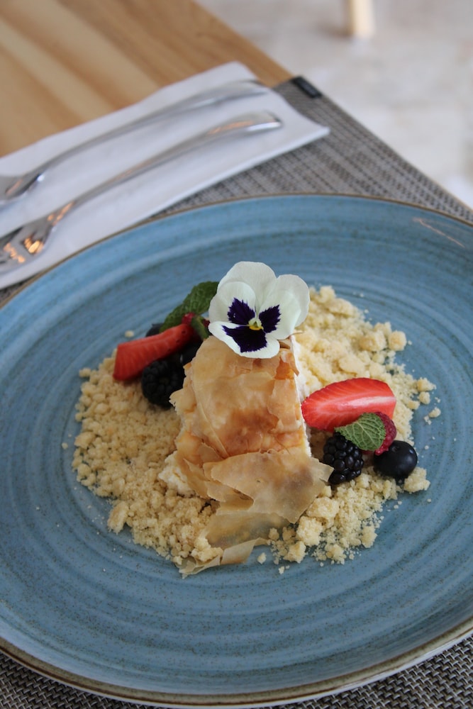 Cyan Cancun Resort & Spa — Restaurant & bars in Cancun, Quintana Roo