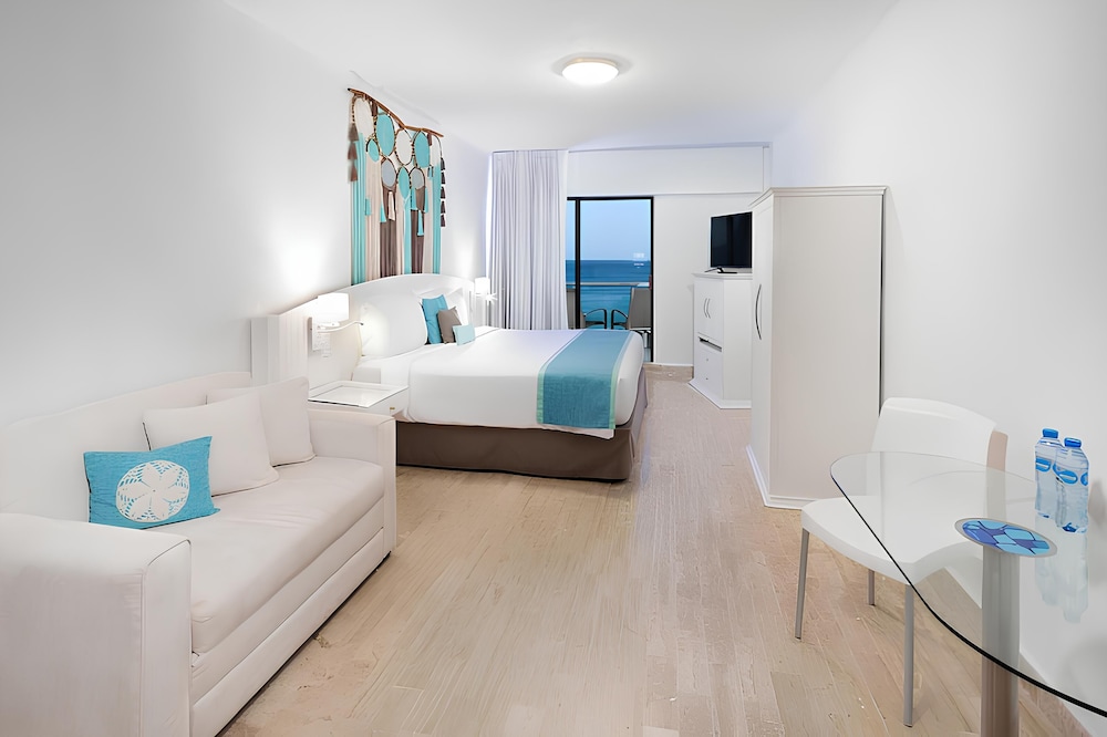 Cyan Cancun Resort & Spa — Hotel rooms in Cancun, Quintana Roo