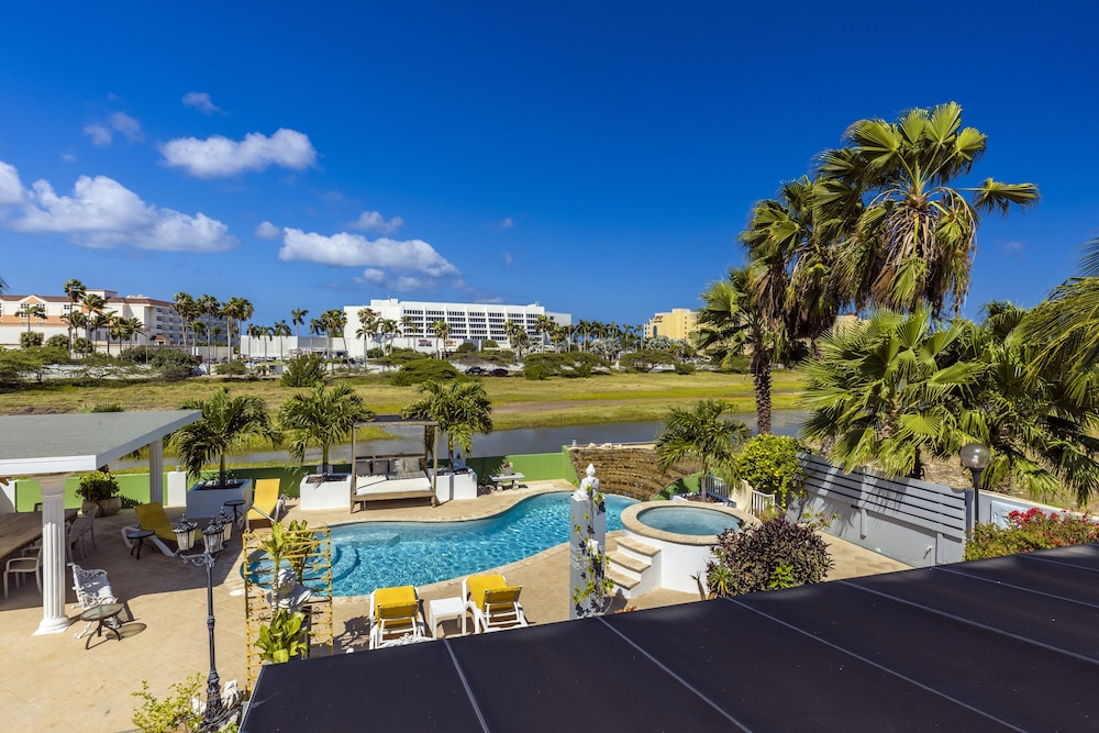 Modern Hotel Aruba — Main photo in Noord, Aruba