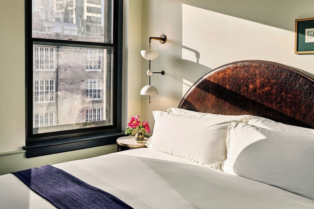 Hotel Per La, Autograph Collection — Hotel rooms in Los Angeles, California