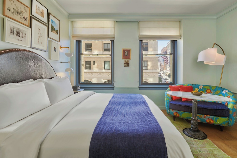 Hotel Per La, Autograph Collection — Hotel rooms in Los Angeles, California