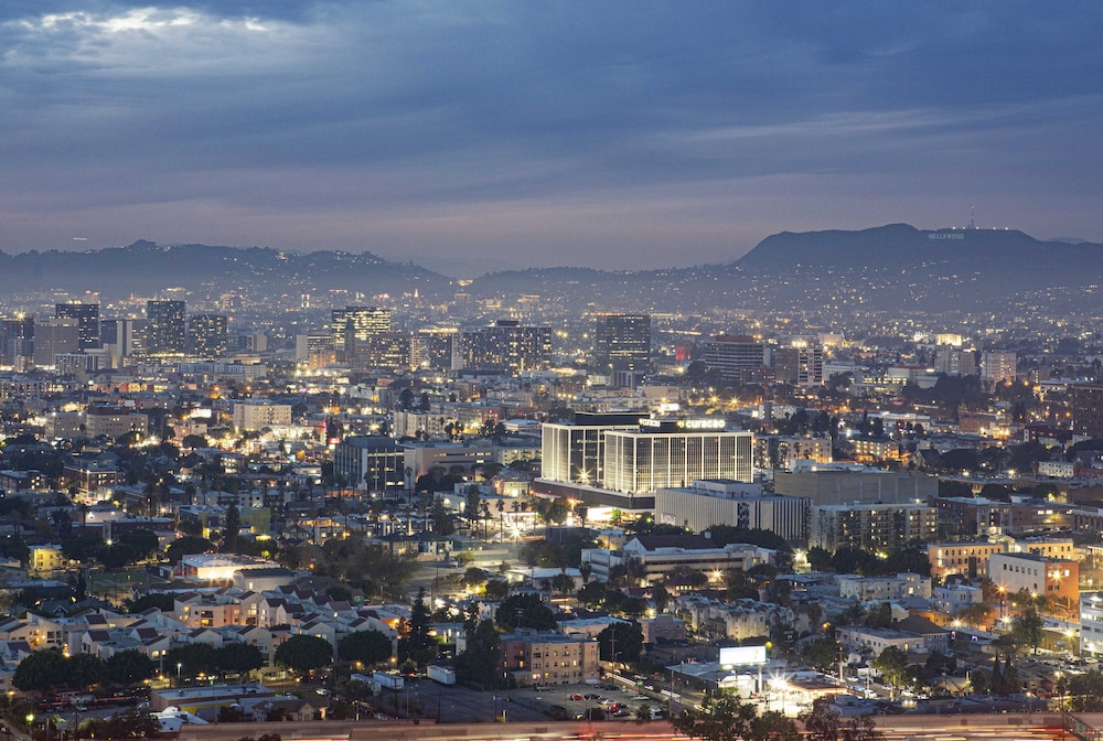 Moxy Downtown Los Angeles — Attractions in the area in Los Angeles, California
