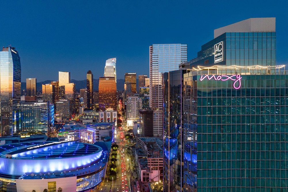Moxy Downtown Los Angeles — Attractions in the area in Los Angeles, California