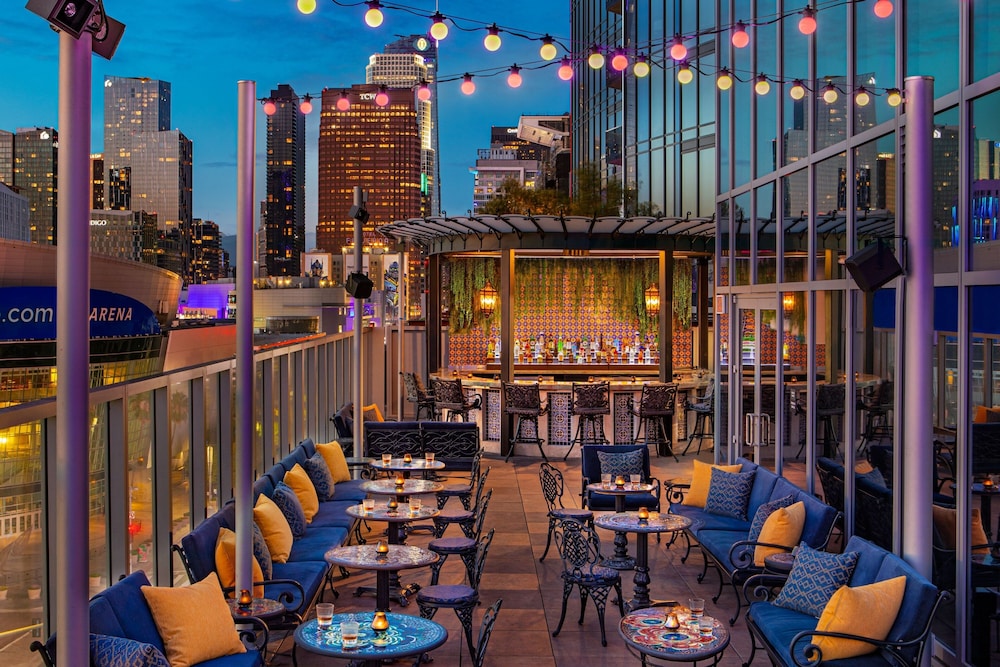 Moxy Downtown Los Angeles — Restaurant & bars in Los Angeles, California