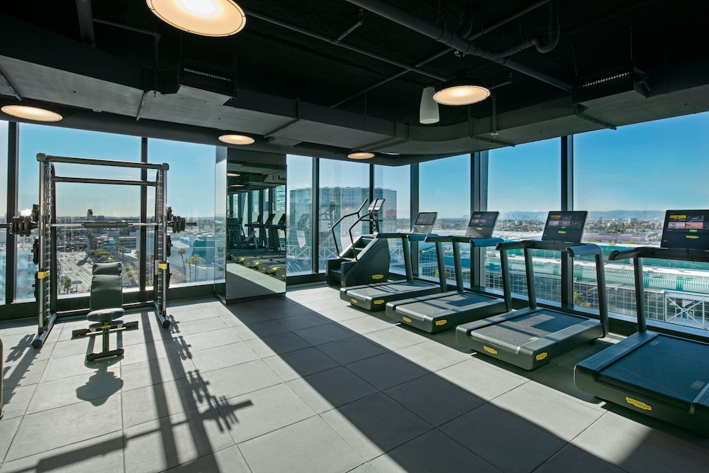 Moxy Downtown Los Angeles — Sports & recreation in Los Angeles, California