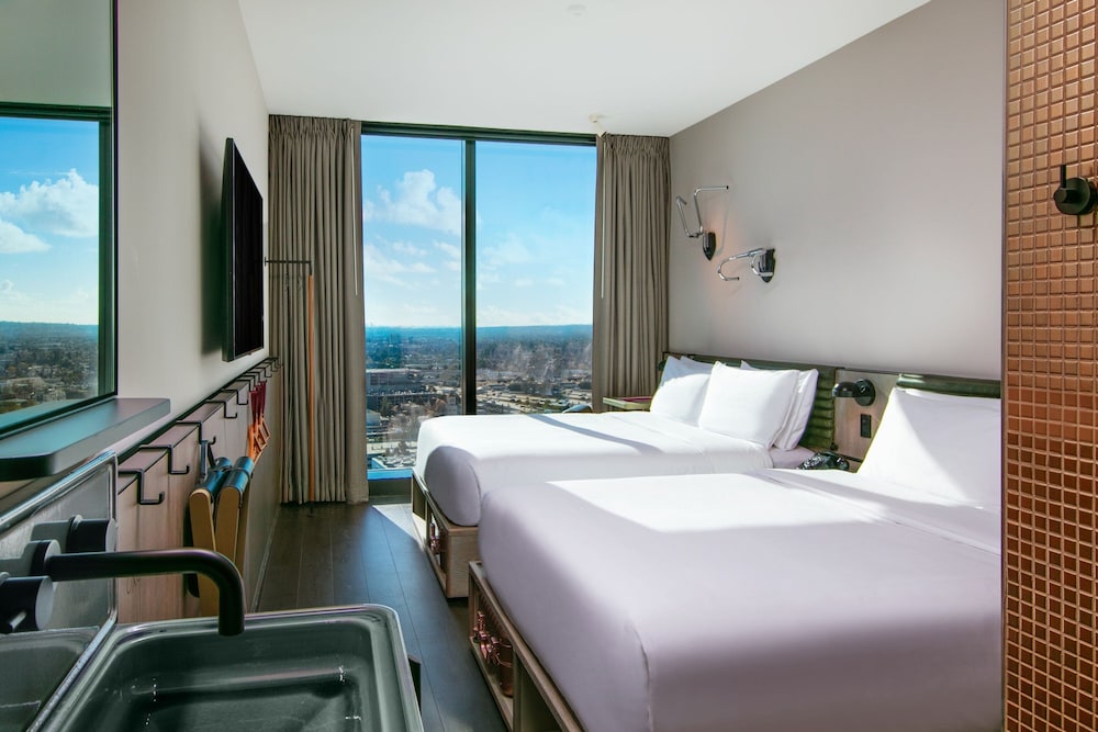 Moxy Downtown Los Angeles — Hotel rooms in Los Angeles, California