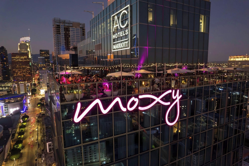 Moxy Downtown Los Angeles — Restaurant & bars in Los Angeles, California