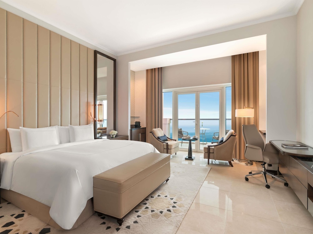 Rixos Marina Abu Dhabi — Hotel rooms in Abu Dhabi