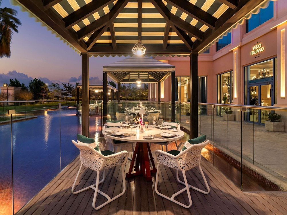 Rixos Marina Abu Dhabi — Restaurant & bars in Abu Dhabi