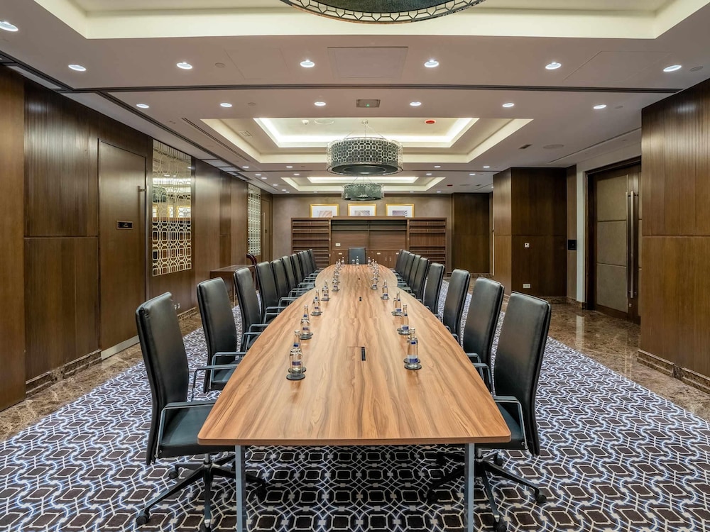 Rixos Marina Abu Dhabi — Hotel building in Abu Dhabi