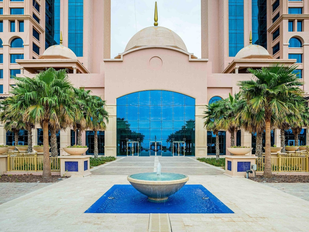 Rixos Marina Abu Dhabi — Hotel building in Abu Dhabi