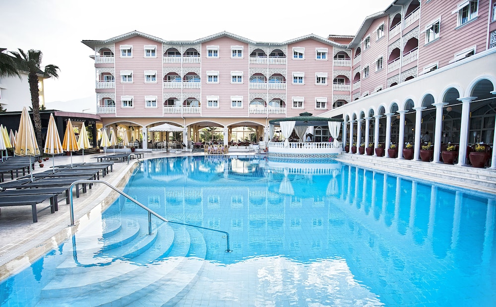 Pashas Princess by Werde Hotels Adult Only (+16) - All inclusive — Swimming pool in Kemer