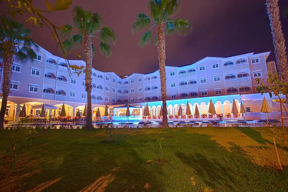 Pashas Princess by Werde Hotels Adult Only (+16) - All inclusive — Hotel building in Kemer