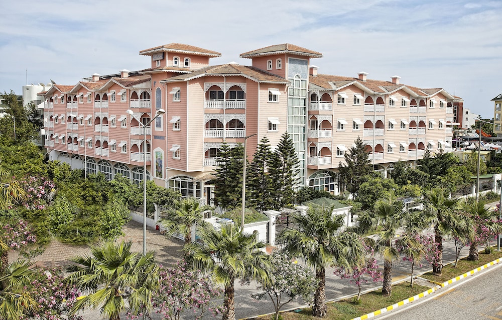Pashas Princess by Werde Hotels Adult Only (+16) - All inclusive — Hotel building in Kemer