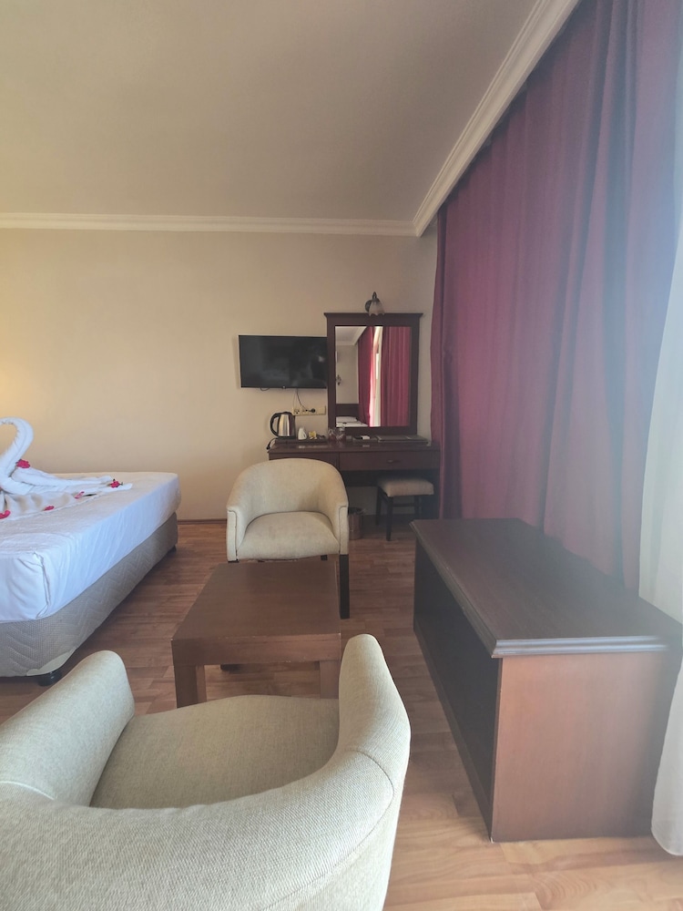Stella Hotel — Hotel rooms in Kemer