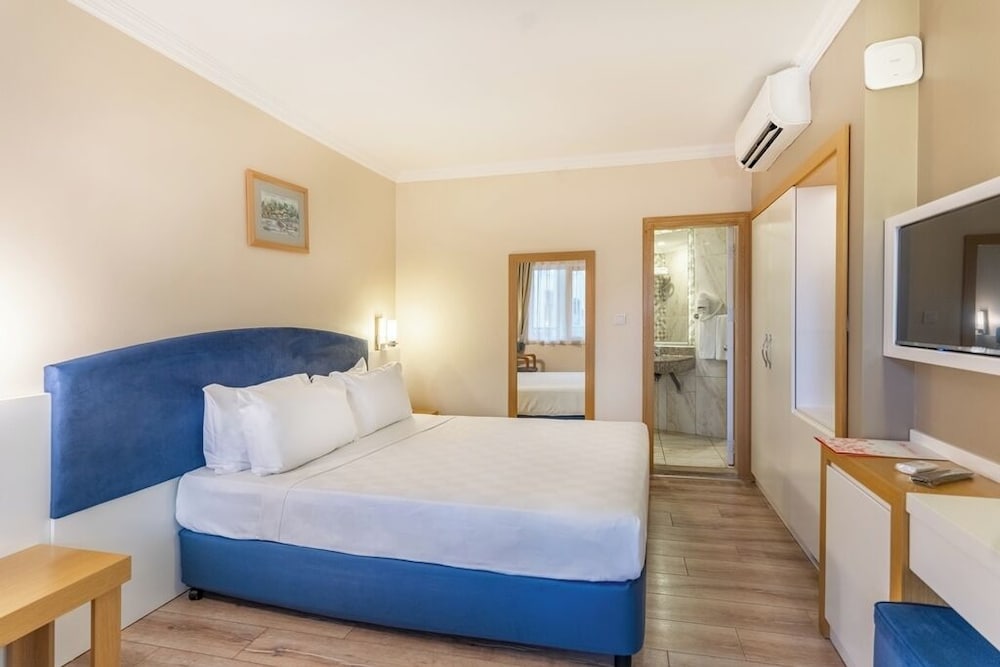 L'ancora Beach Hotel — Hotel rooms in Kemer
