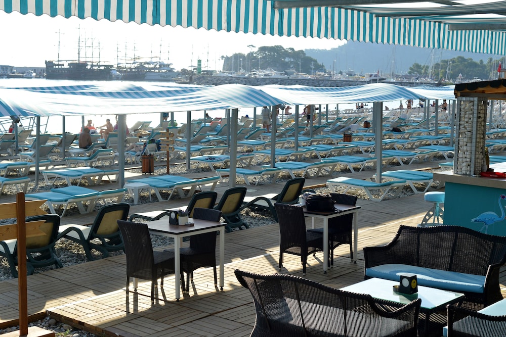 L'ancora Beach Hotel — Beach in Kemer
