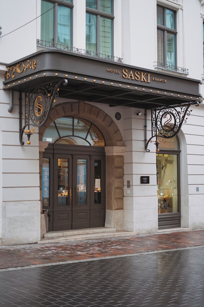 Hotel Saski Krakow, Curio Collection by Hilton — Hotel building in Krakow, Lesser Poland
