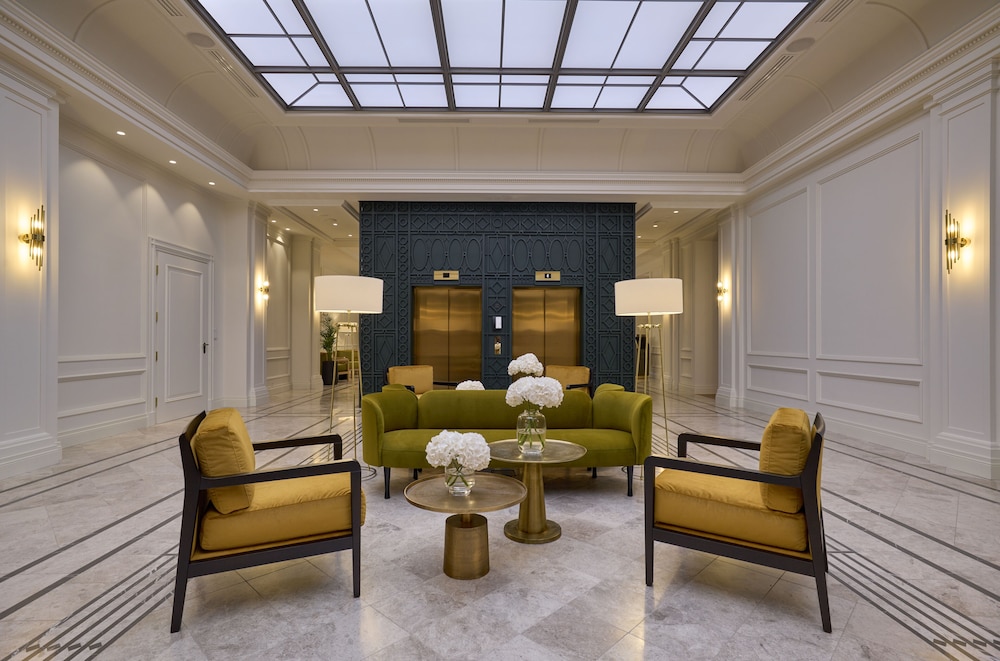 Hotel Saski Krakow, Curio Collection by Hilton — Hotel building in Krakow, Lesser Poland