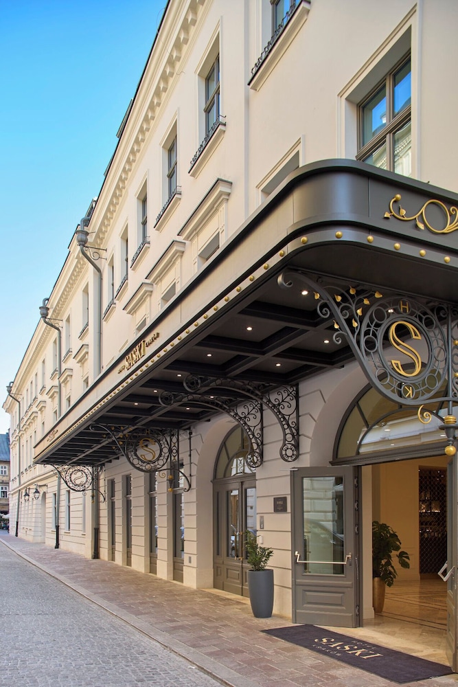 Hotel Saski Krakow, Curio Collection by Hilton — Hotel building in Krakow, Lesser Poland