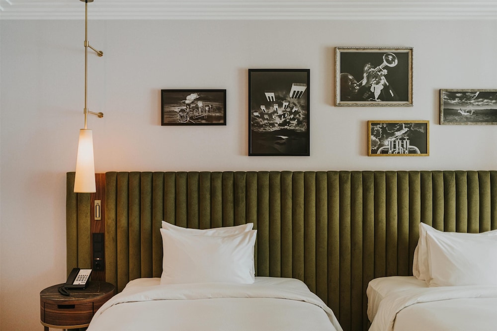 Hotel Saski Krakow, Curio Collection by Hilton — Hotel rooms in Krakow, Lesser Poland