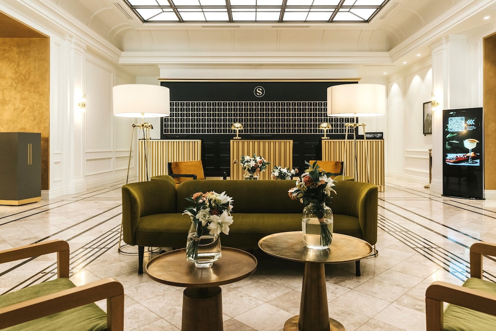 Hotel Saski Krakow, Curio Collection by Hilton — Hotel building in Krakow, Lesser Poland