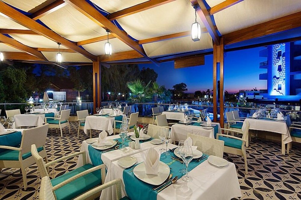 Seashell Resort & Spa — Restaurant & bars in Side
