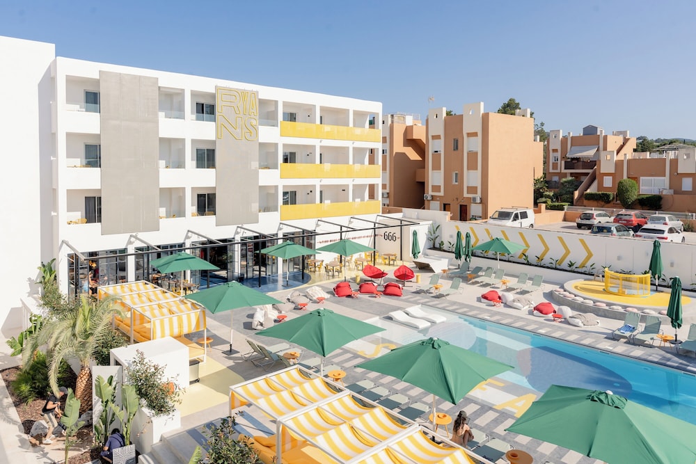 Ryans Lolas Ibiza - Adults Only — Swimming pool in San Antonio, Balearic Islands