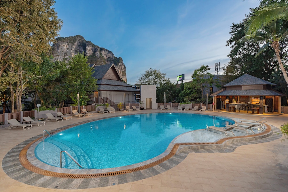 Holiday Inn Resort Krabi Ao Nang Beach by IHG — Swimming pool in Ao Nang, Krabi