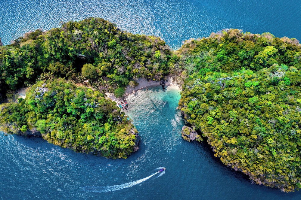 Holiday Inn Resort Krabi Ao Nang Beach by IHG — Attractions in the area in Ao Nang, Krabi