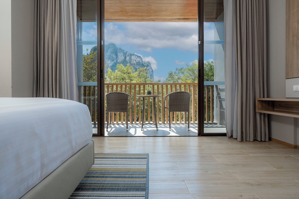 Holiday Inn Resort Krabi Ao Nang Beach by IHG — Hotel rooms in Ao Nang, Krabi